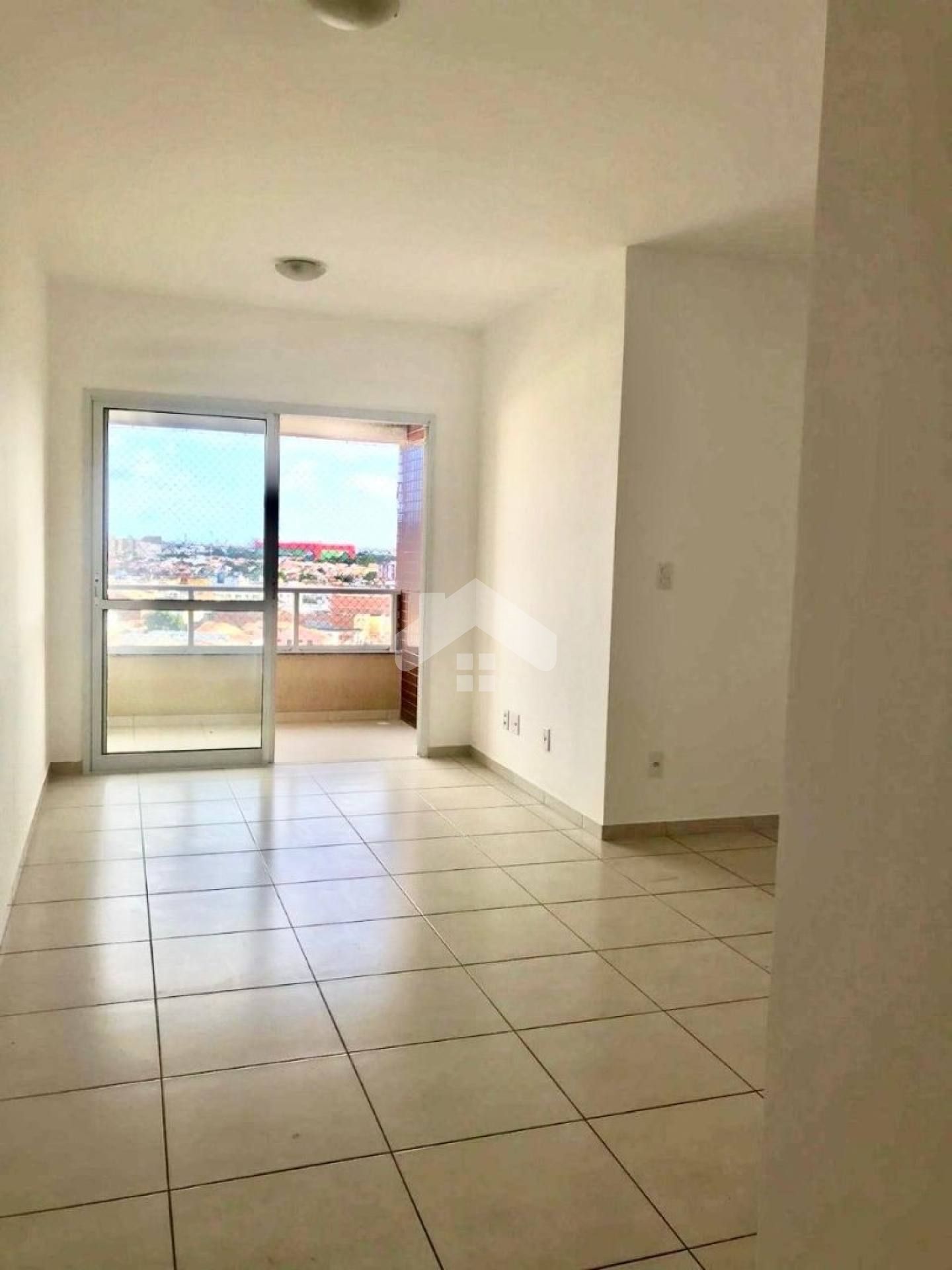 Apartamento com três quartos sendo uma suite no Bairro  Ponto Novo