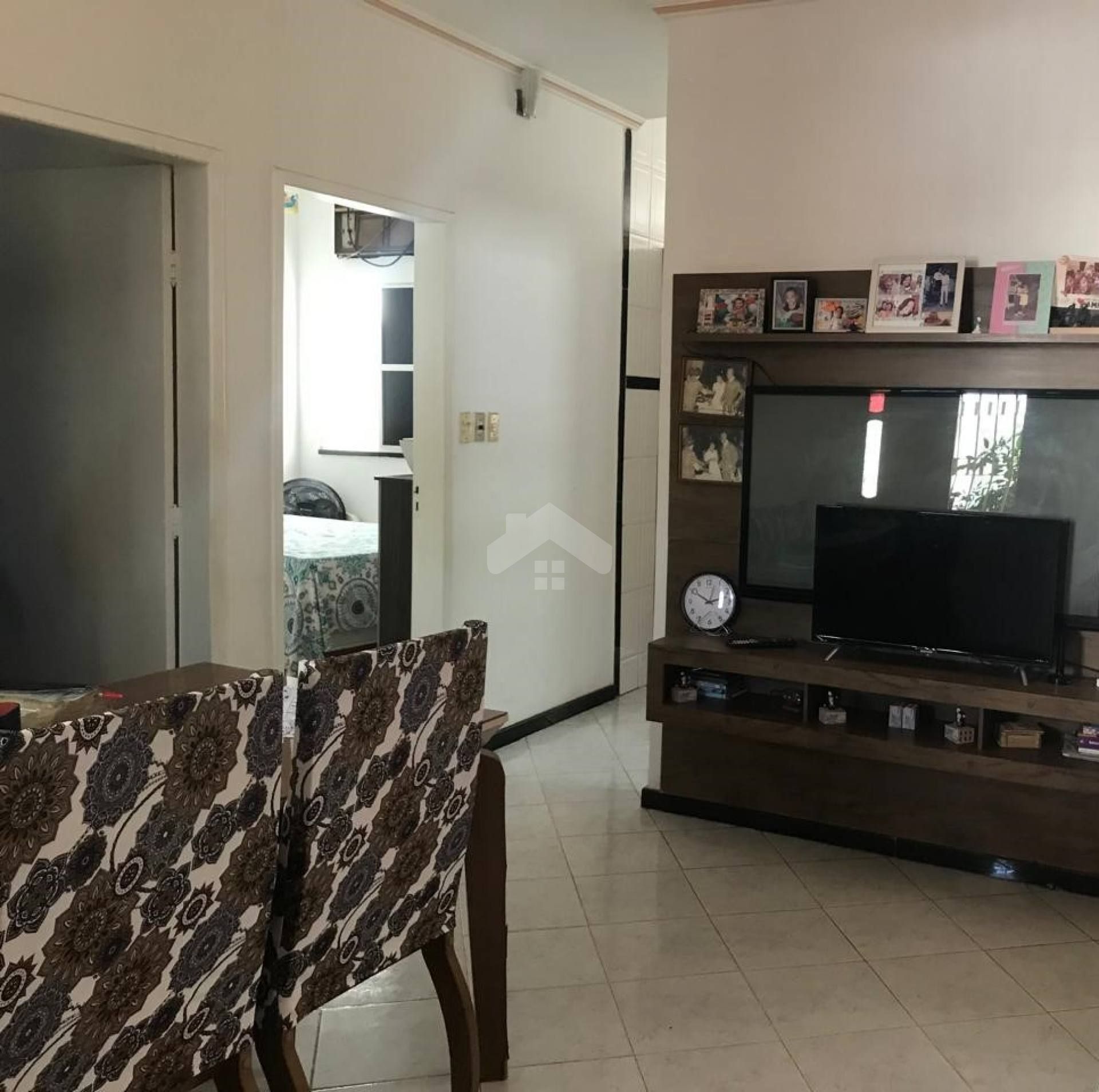 Casa Para Vender com 4 quartos 2 suítes no bairro Ponto Novo em Aracaju