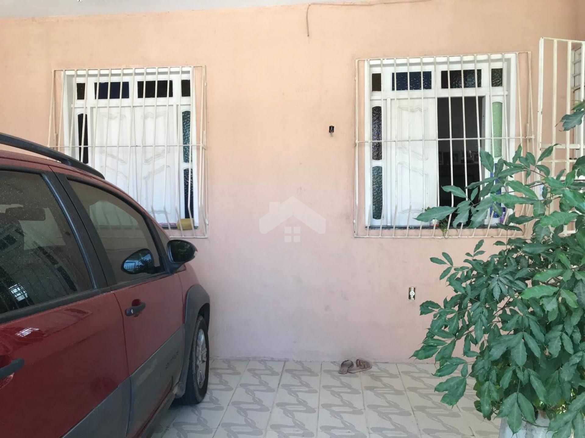 Casa Para Vender com 4 quartos 2 suítes no bairro Ponto Novo em Aracaju