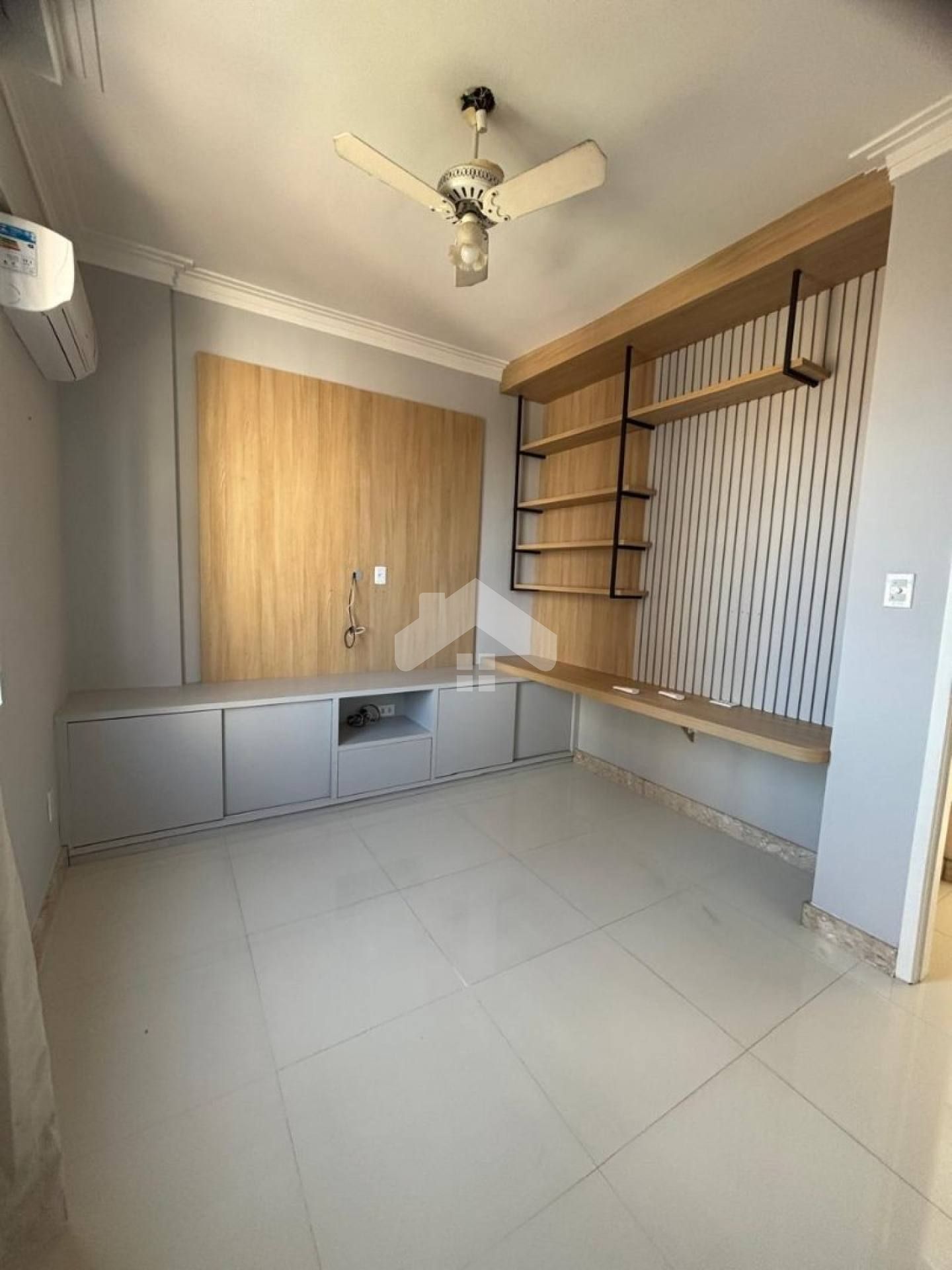 Apartamento no Aquarius, 3/4, 1 suíte, 1 vaga (Cond. Água e IPTU inclusos) - Grageru