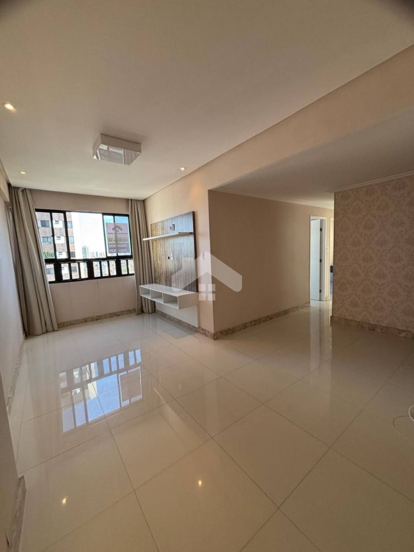 Apartamento no Aquarius, 3/4, 1 suíte, 1 vaga (Cond. Água e IPTU inclusos) - Grageru