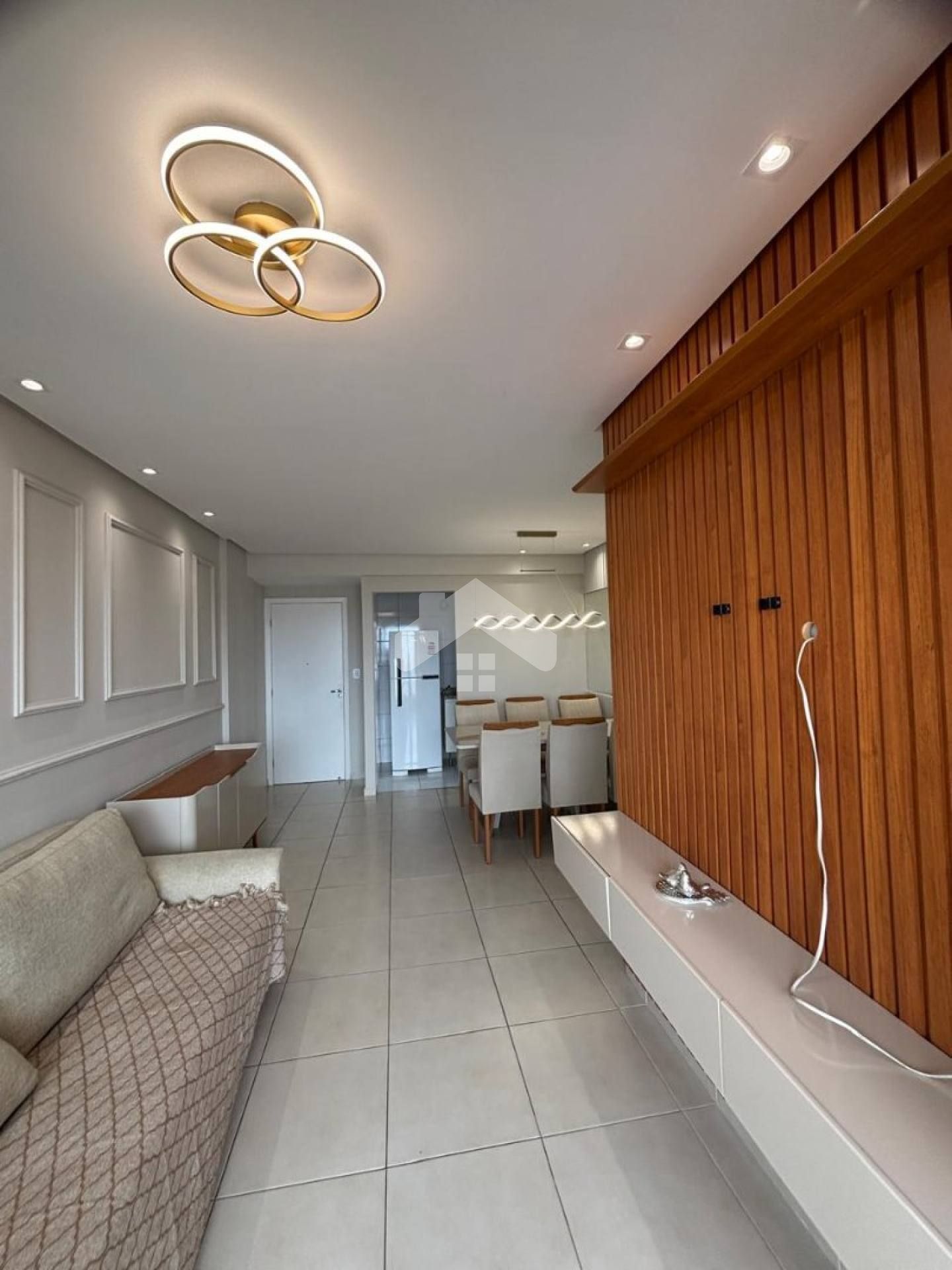 Apartamento mobiliado no Triumph, 3/4, 2 suítes, 1 vaga (Cond. Incluso) - Ponto Novo