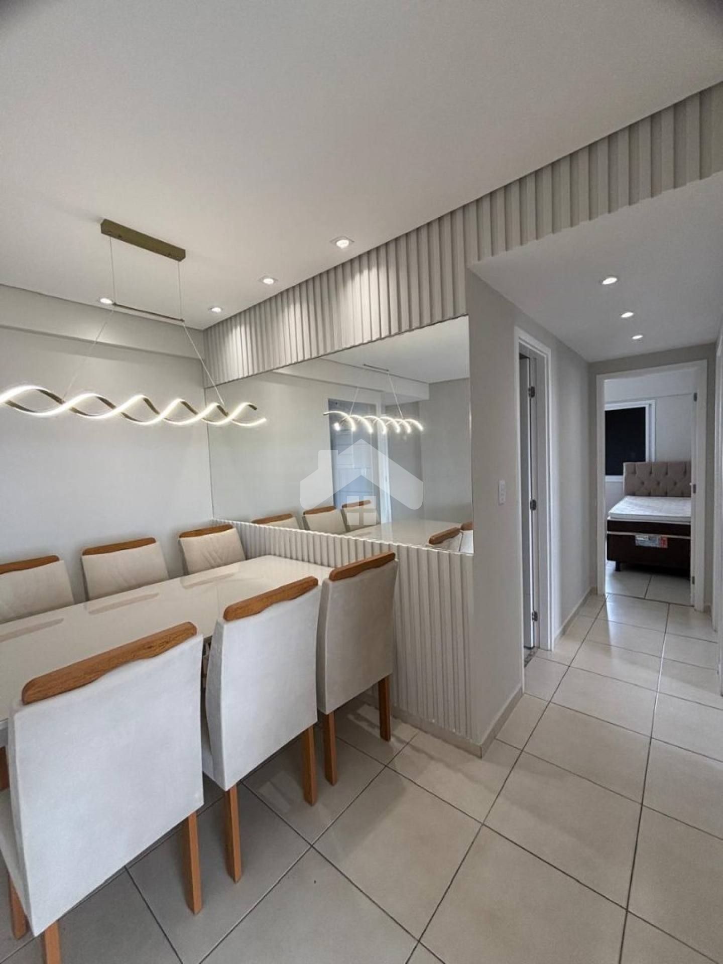 Apartamento mobiliado no Triumph, 3/4, 2 suítes, 1 vaga (Cond. Incluso) - Ponto Novo