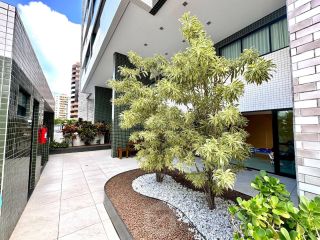 Apartamento com 3 quartos na Ponta Verde