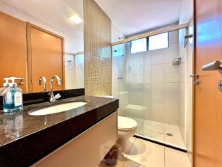 Apartamento com 3 quartos na Ponta Verde