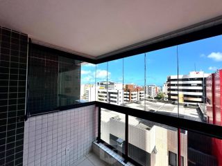 Apartamento com 3 quartos na Ponta Verde