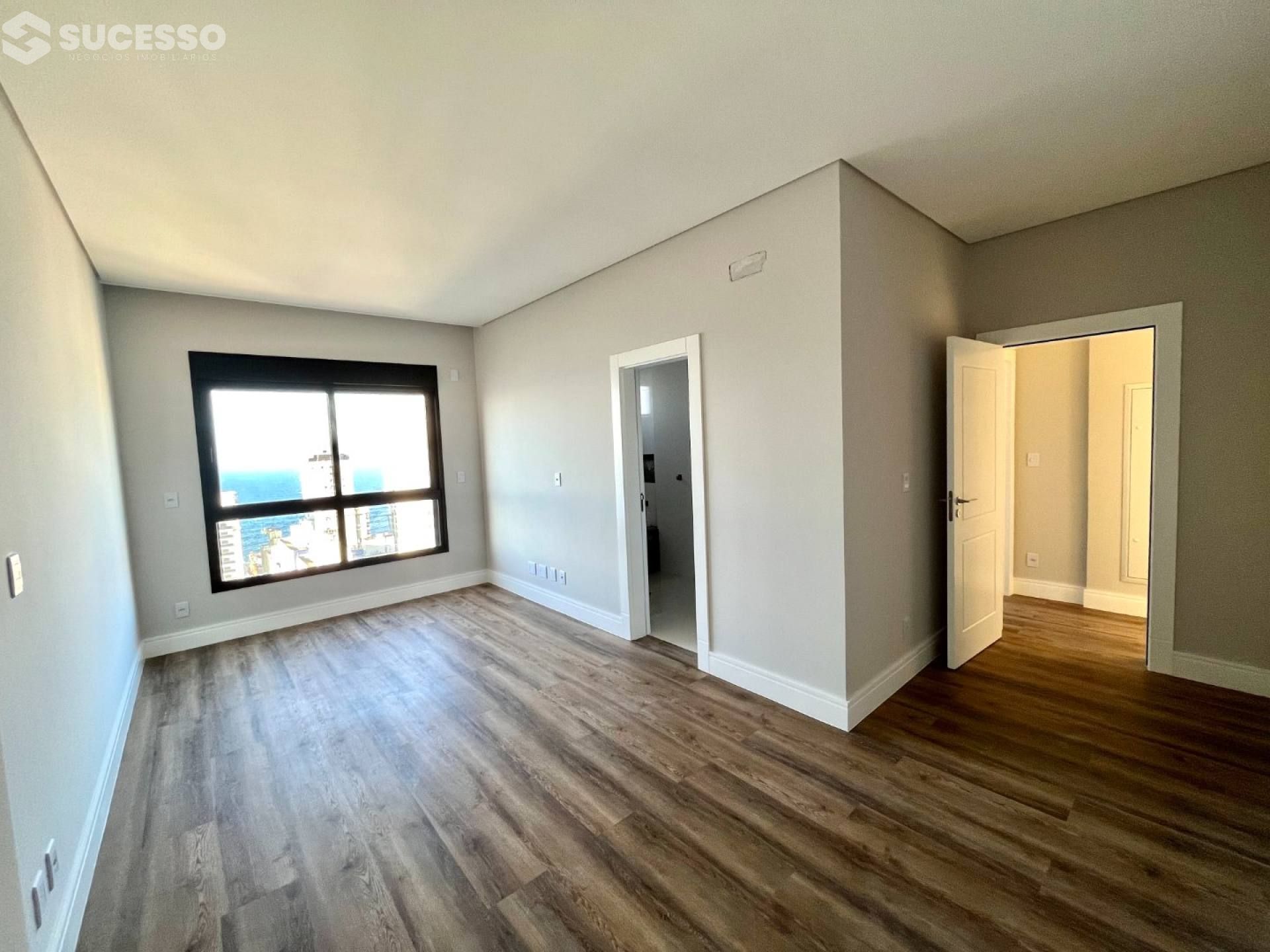 Apartamento Novo Quadra Mar em Itapema/SC