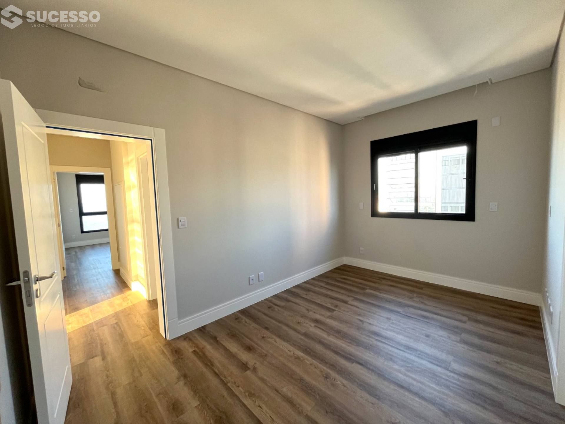 Apartamento Novo Quadra Mar em Itapema/SC