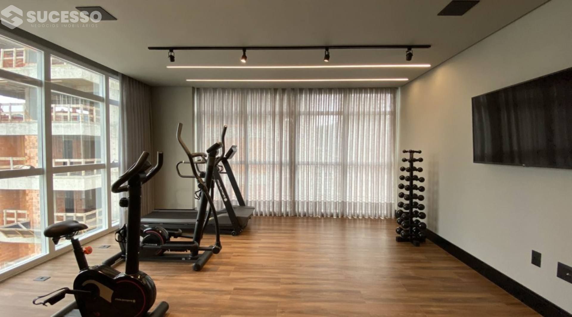 Apartamento Para Vender com 3 suítes no bairro Centro em Itapema