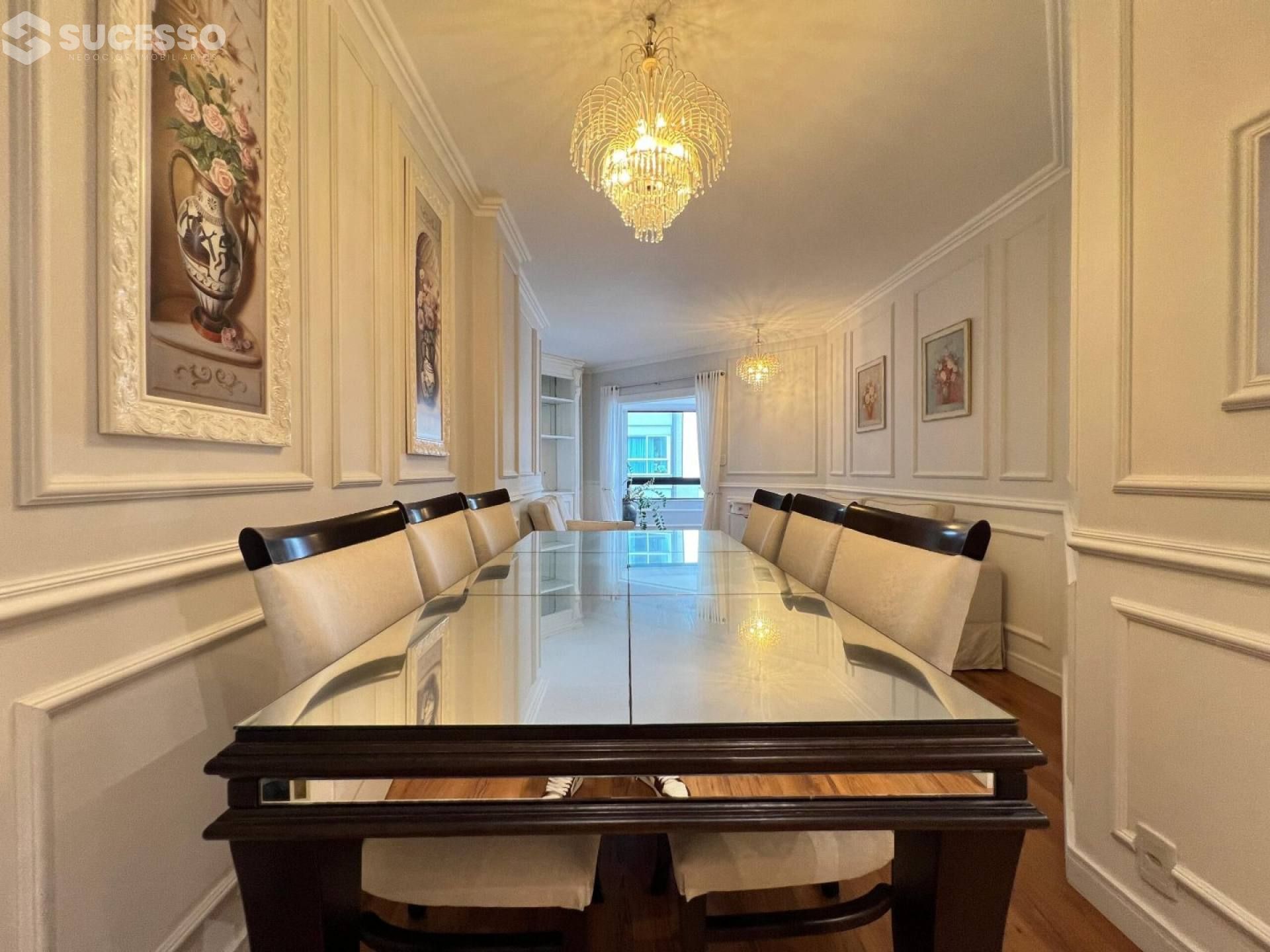 Apartamento Para Vender com 3 quartos 1 suítes no bairro Meia Praia em Itapema