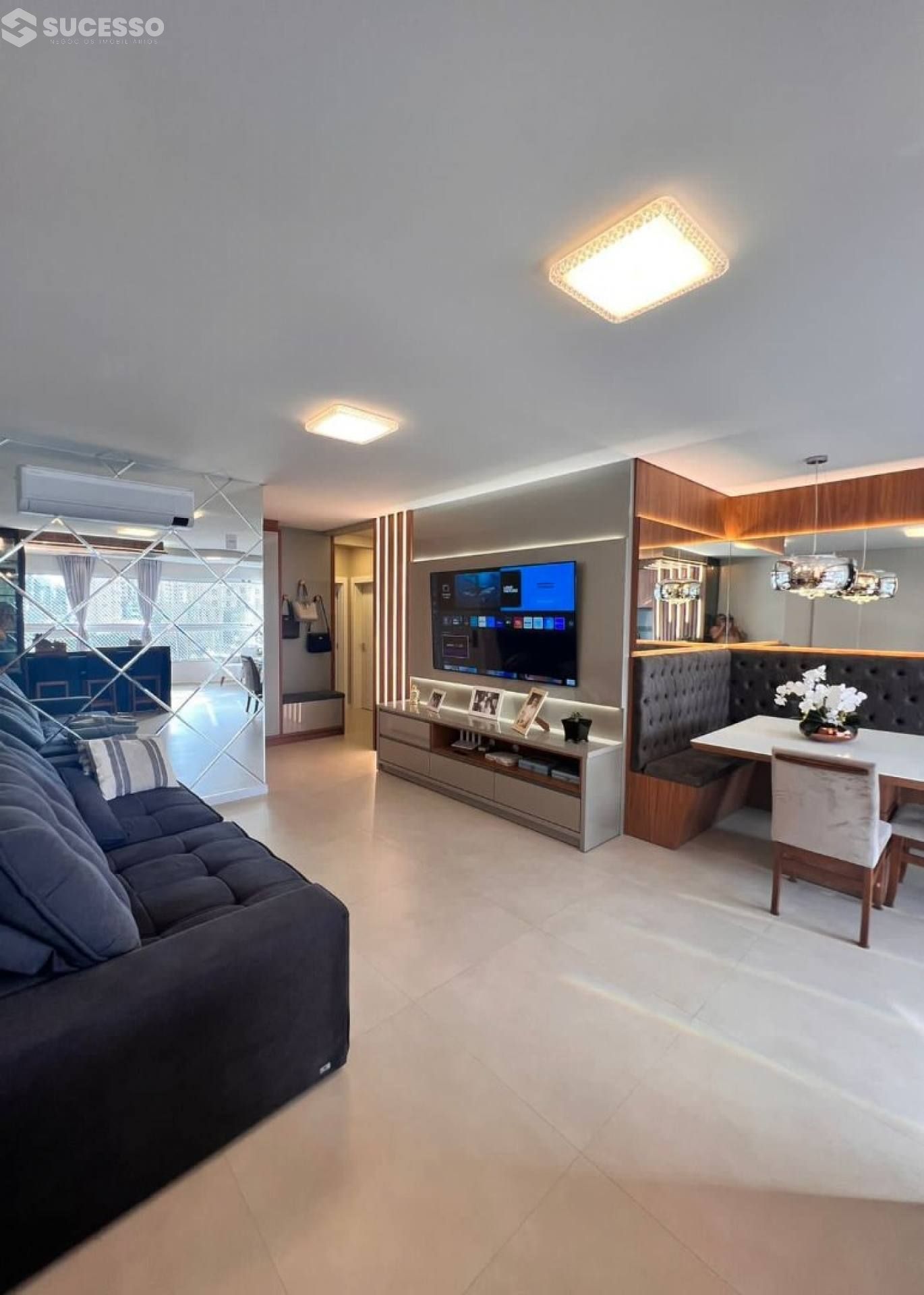 Apartamento À Venda com 3 quartos 2 suítes no Morretes em Itapema