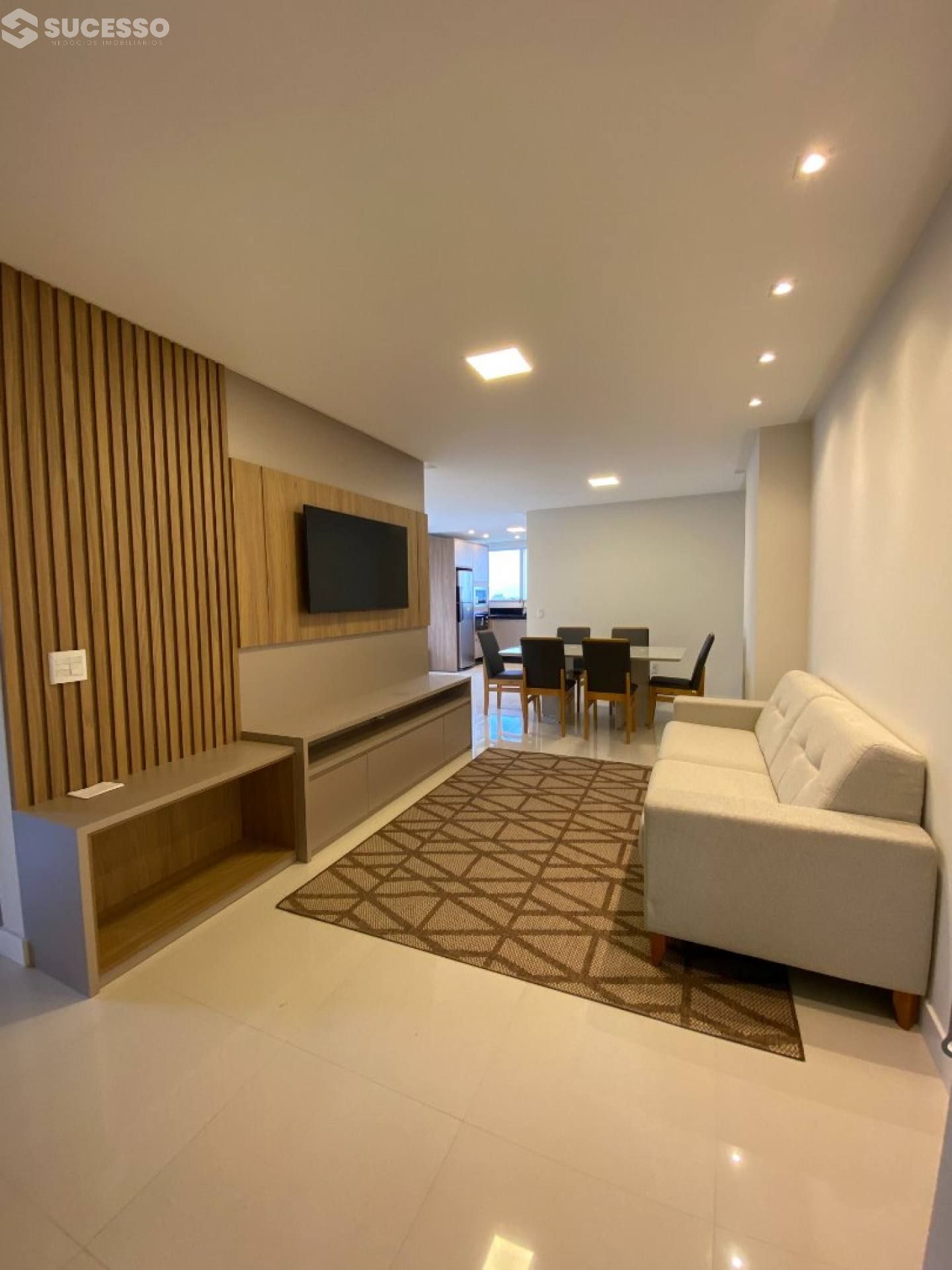 Apartamento Mobiliado Para Vender em Itapema