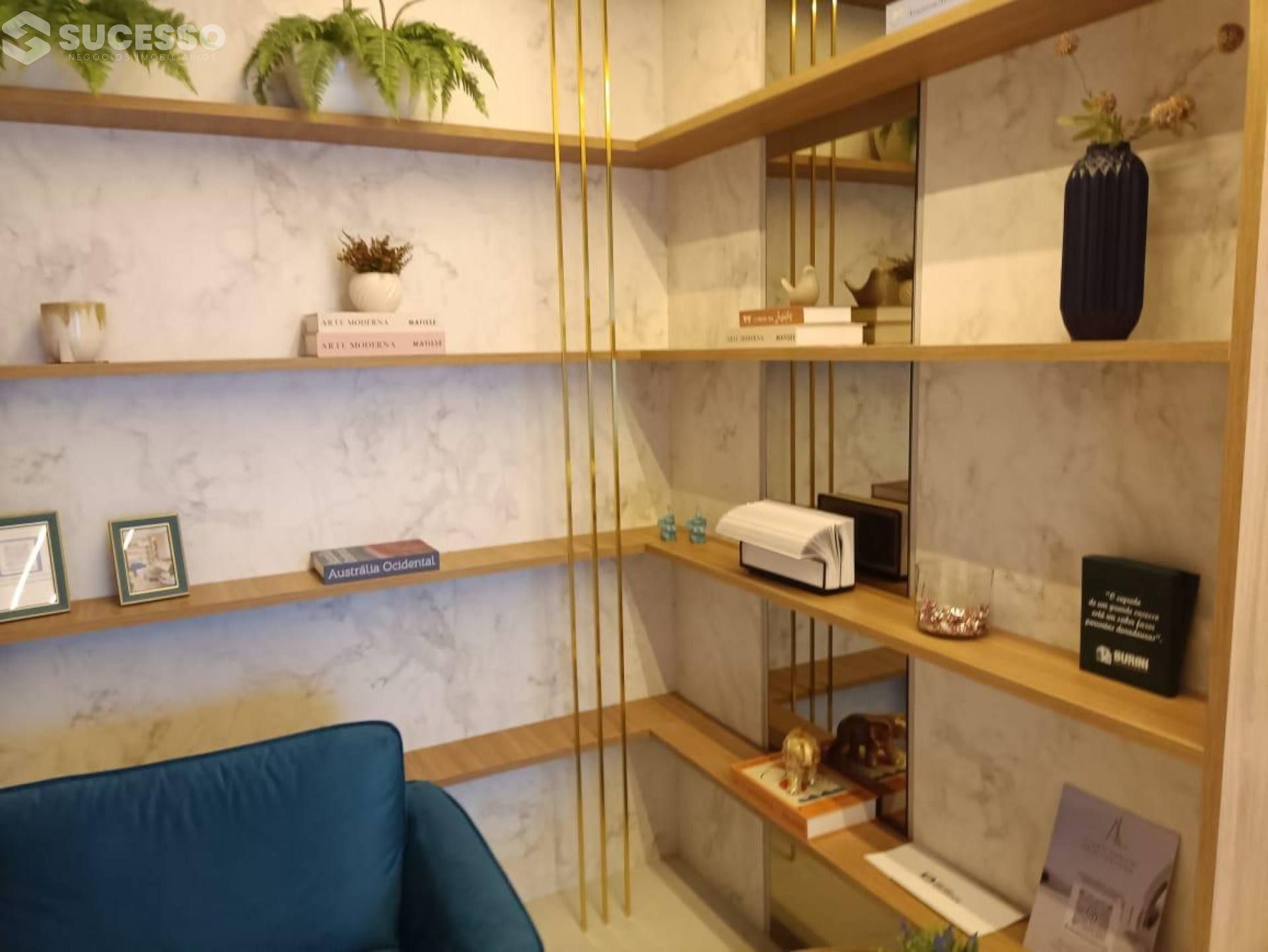 Apartamento Mobiliado À Venda 3 suítes no bairro Centro, Itapema