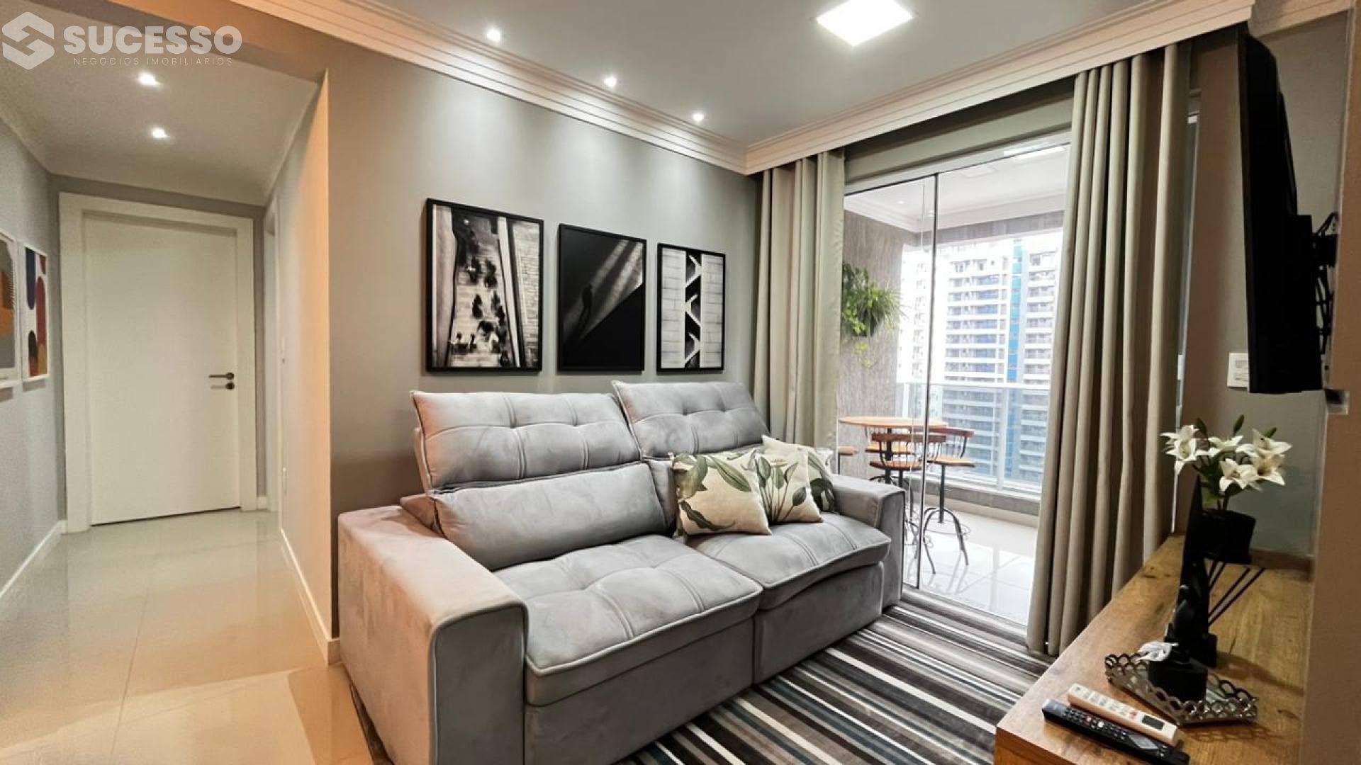 Apartamento À Venda  no bairro Morretes em Itapema