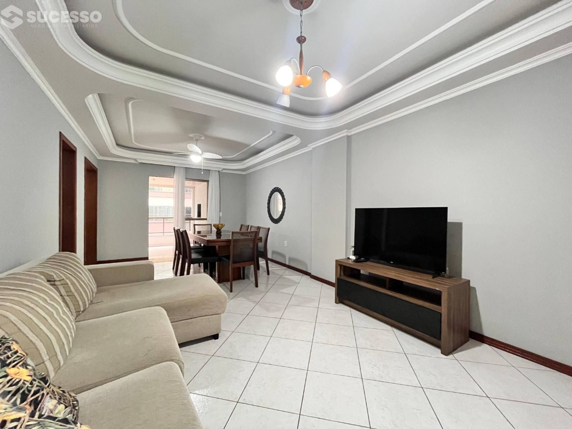 Apartamento Diferenciado Para Vender com 4 quartos na Meia Praia em Itapema