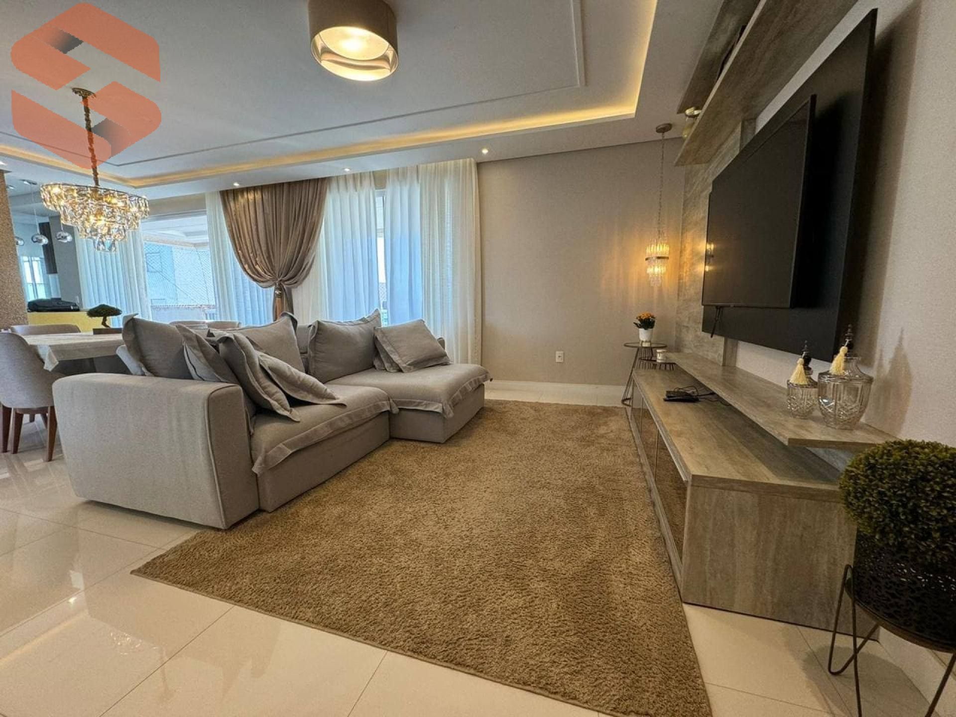 Apartamento Mobiliado no Mount Sinai À Venda