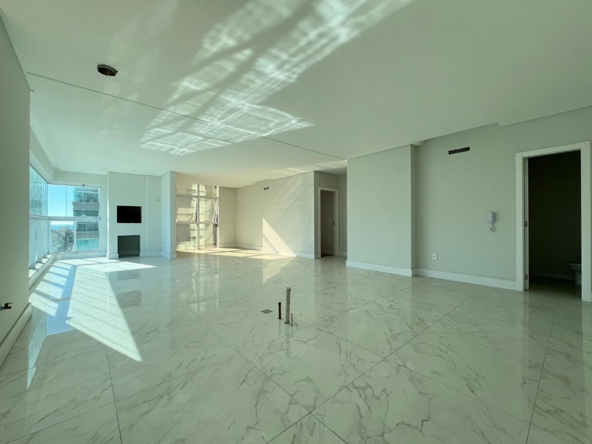 Apartamento Novo À Venda na Meia Praia - Itapema