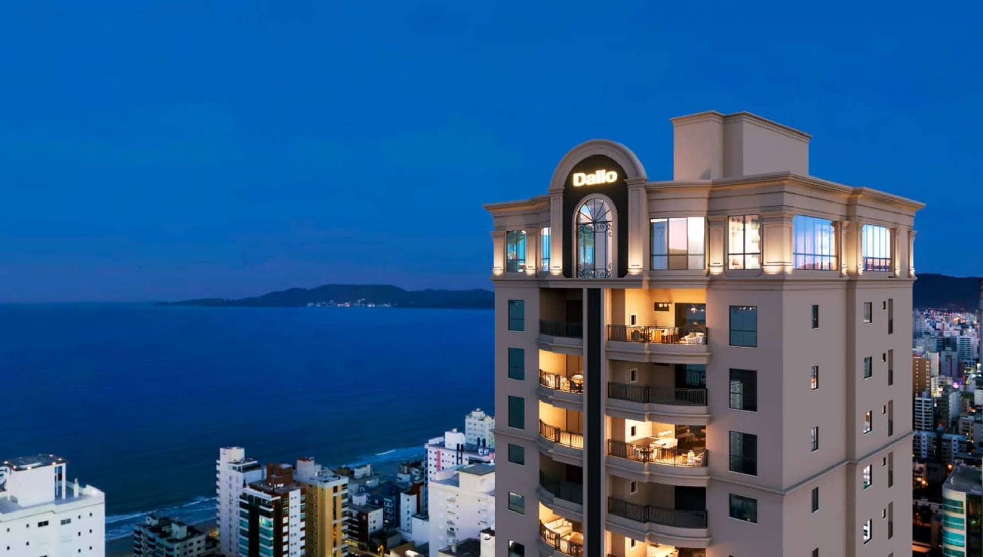 Apartamento com Entrega para o Final do Ano com Vista Mar na Meia Praia - Itapema