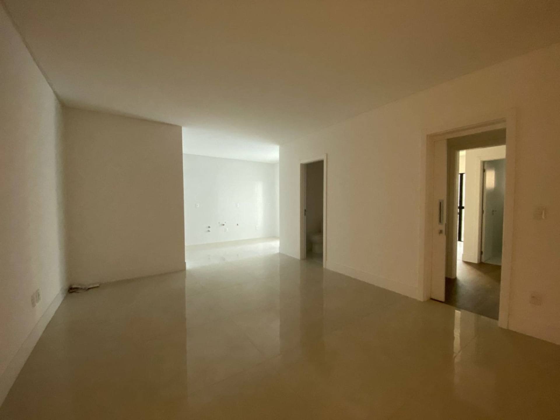 Apartamento Novo Para Vender com 2 suítes no bairro Perequê, Porto Belo