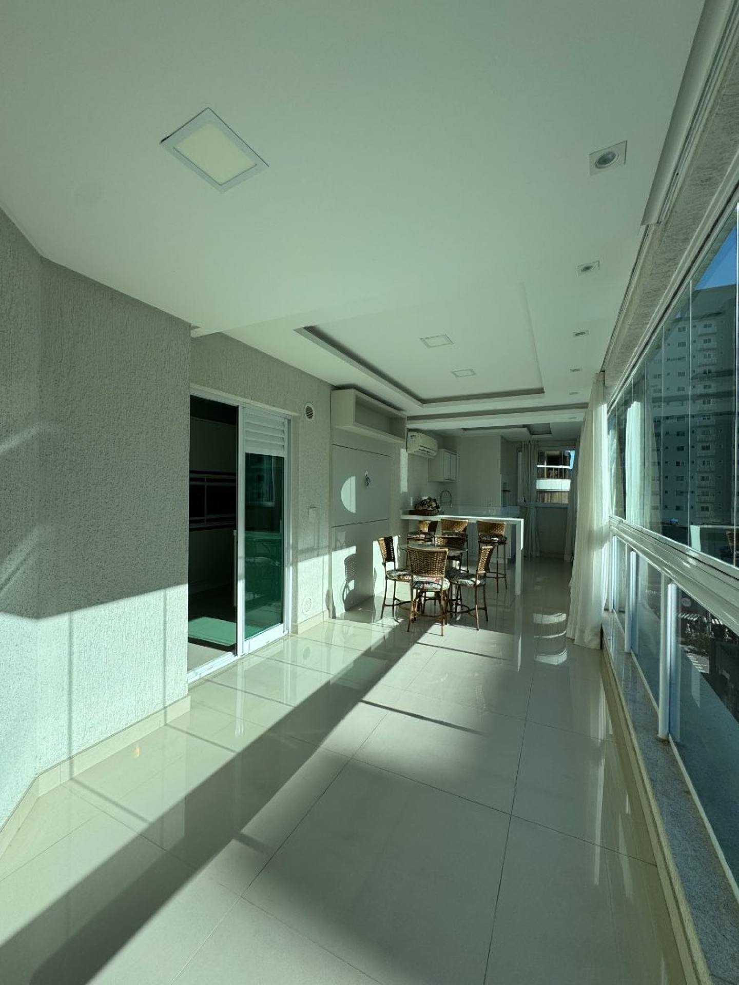 Apartamento À Venda com 4 suítes no Residencial La Lumière - Itapema