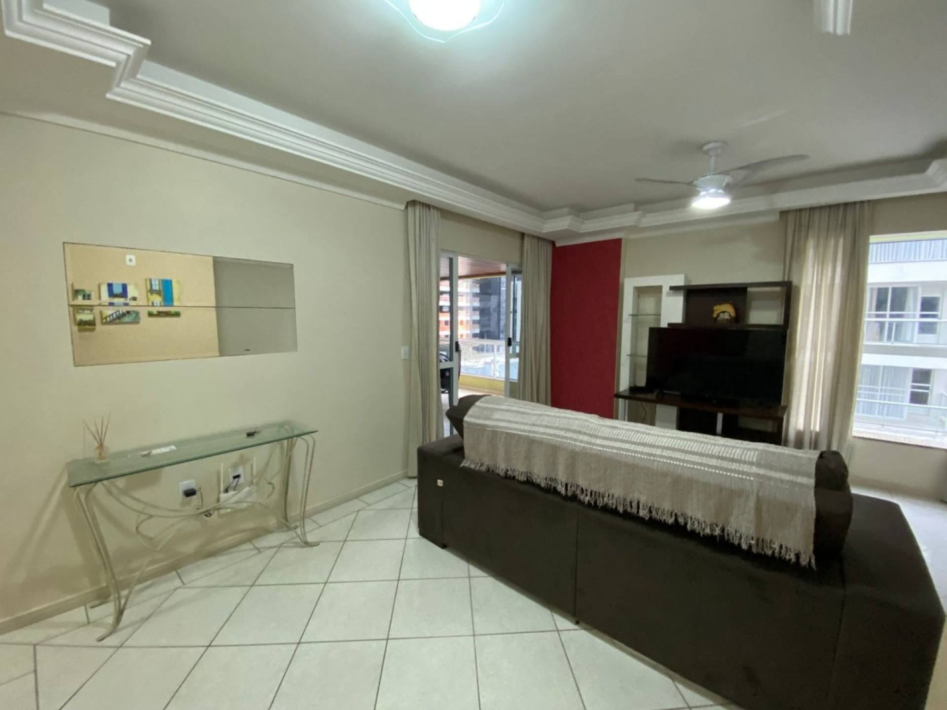 Apartamento Para Vender com 4 quartos no bairro Meia Praia em Itapema