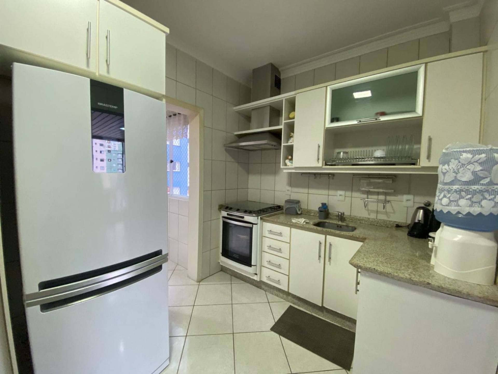 Apartamento Para Vender com 4 quartos no bairro Meia Praia em Itapema