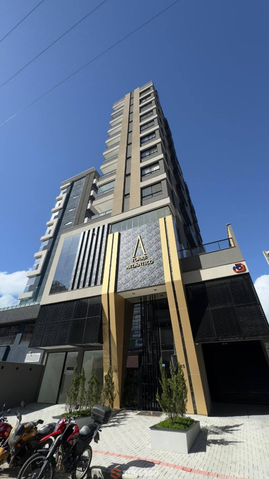 Apartamento Para Vender com 2 suítes no bairro Perequê, Porto Belo