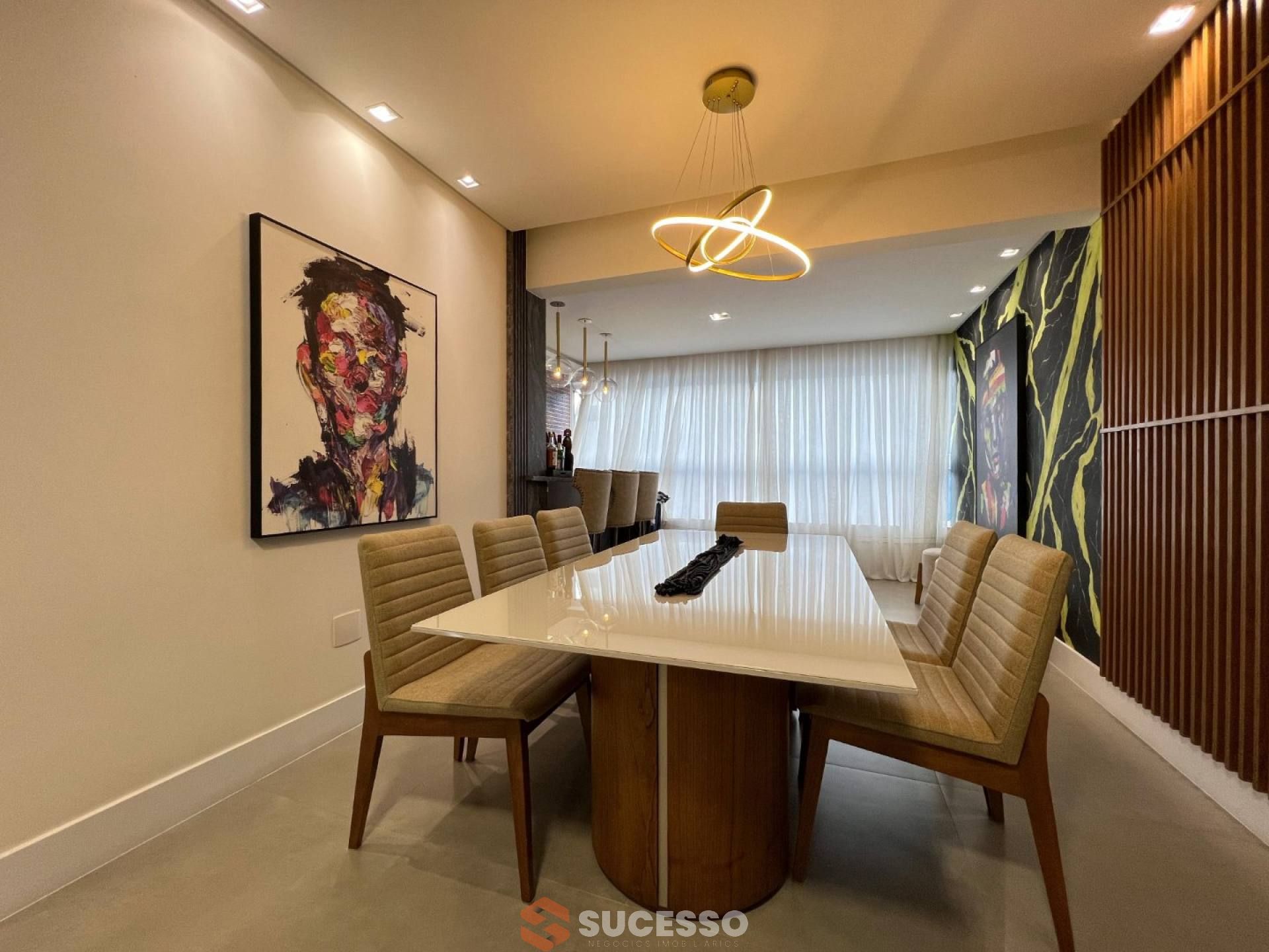 Apartamento Para Vender com 2 suítes na Meia Praia em Itapema