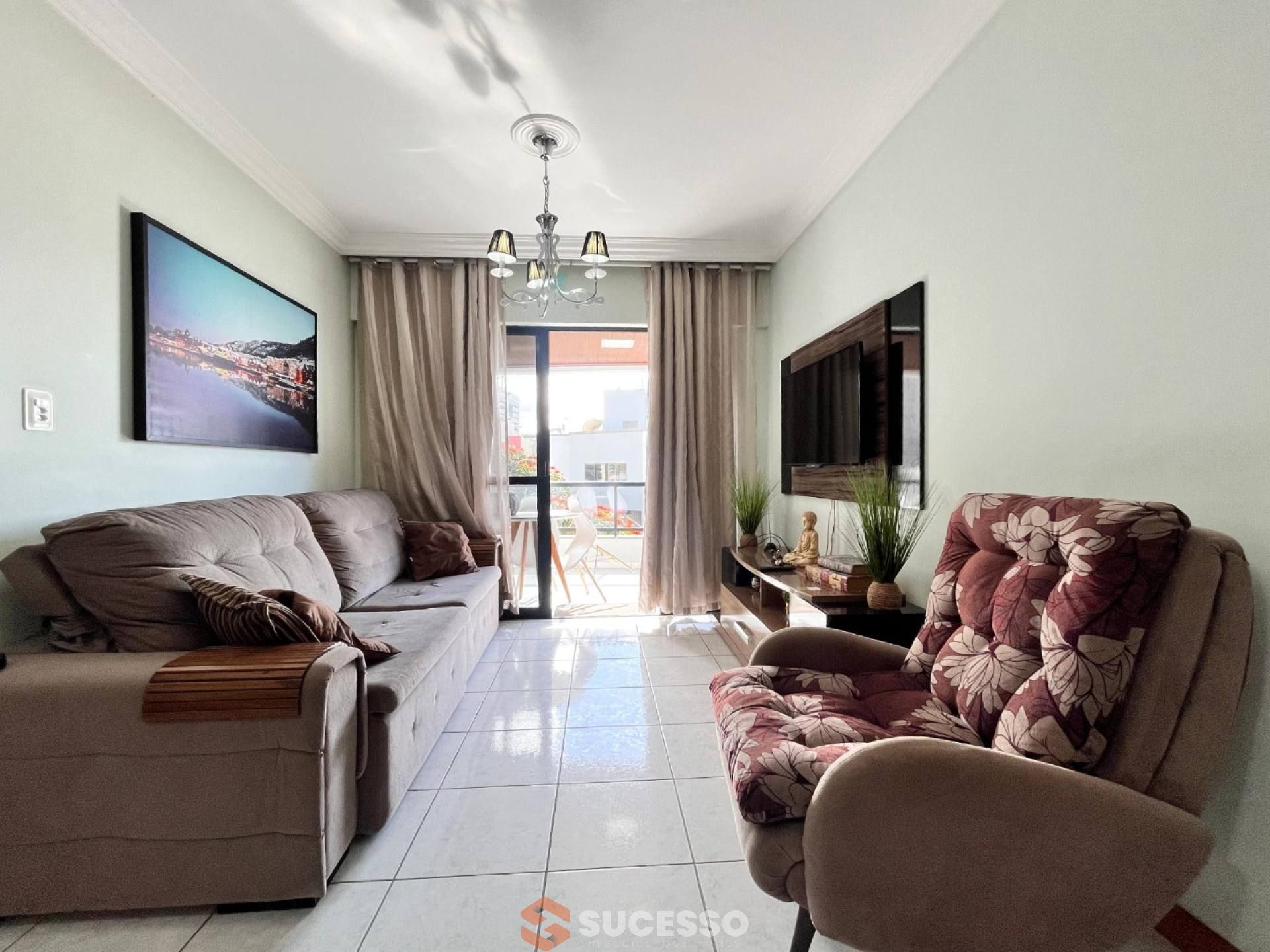 Apartamento Frente Mar Para Vender em Itapema