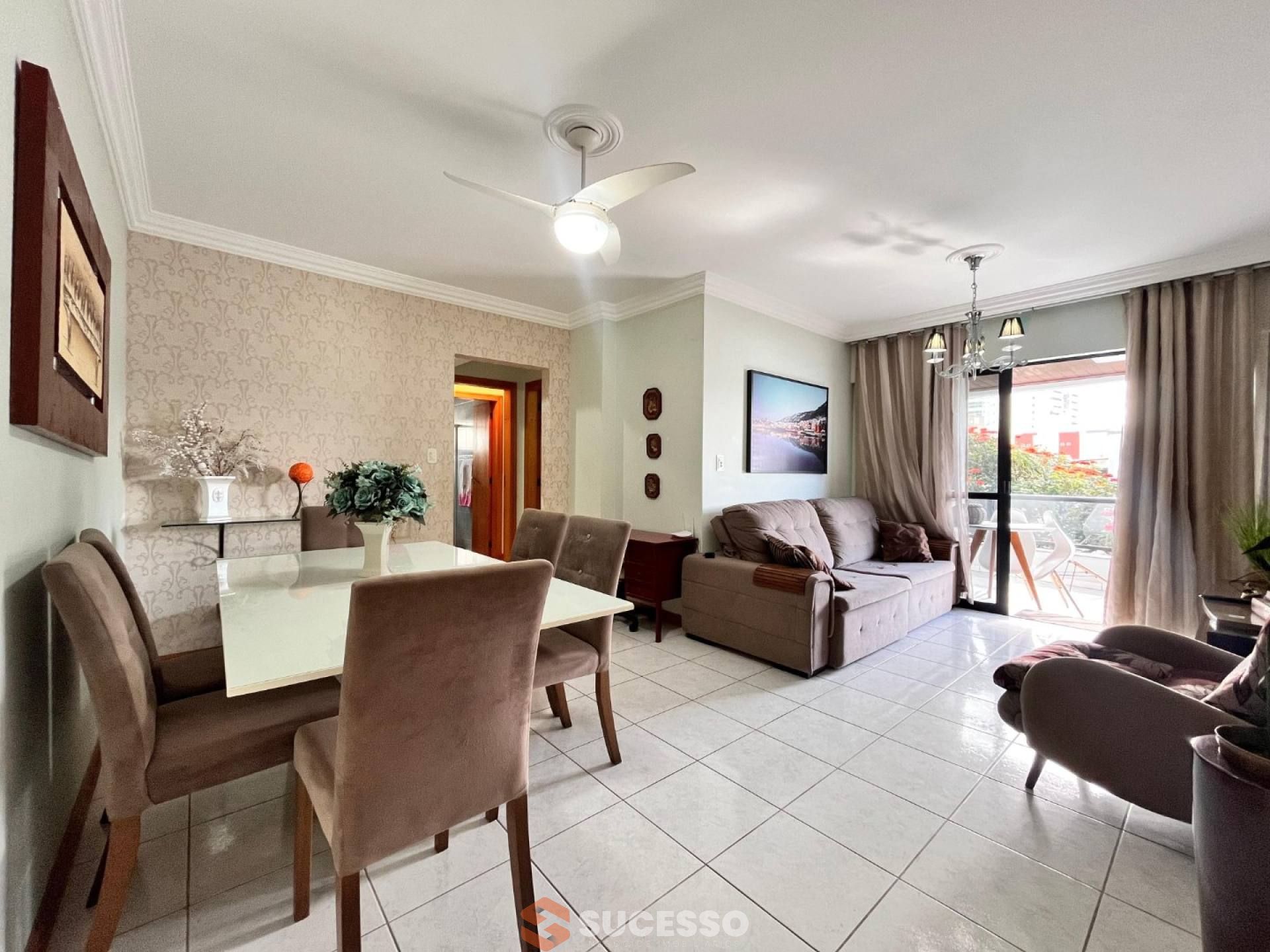 Apartamento Frente Mar Para Vender em Itapema