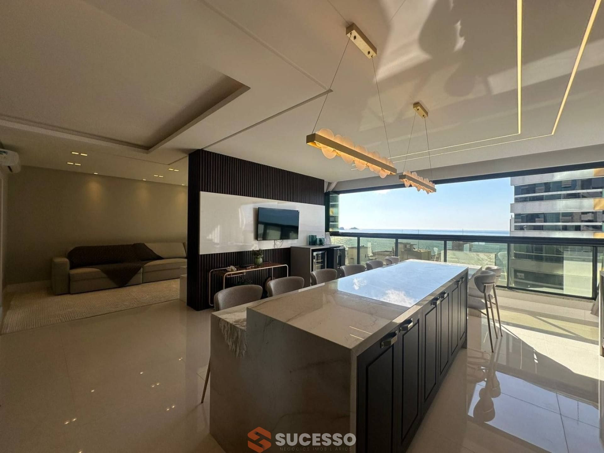 Apartamento Finamente Mobiliado Vista Mar em Itapema