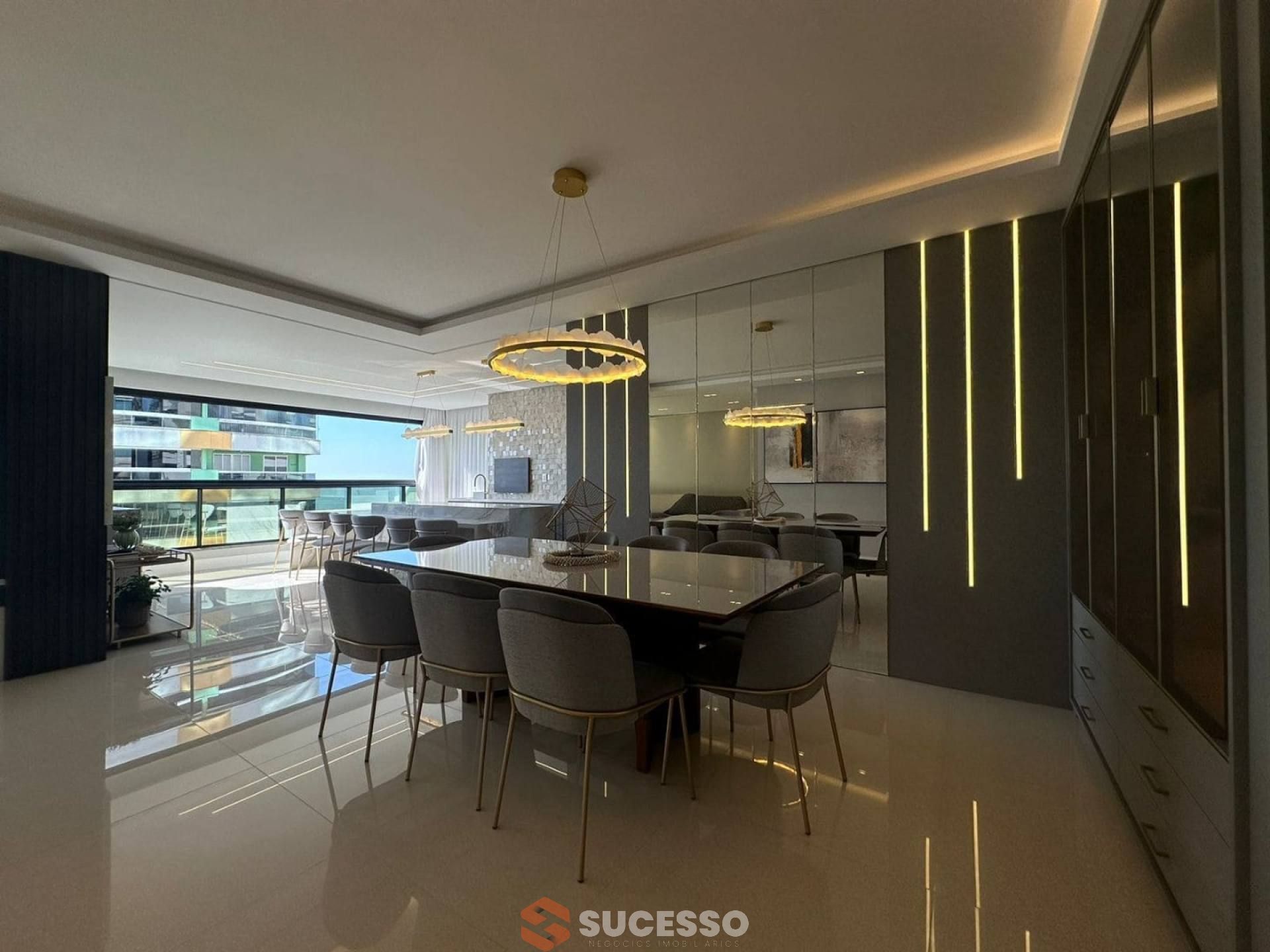 Apartamento Finamente Mobiliado Vista Mar em Itapema