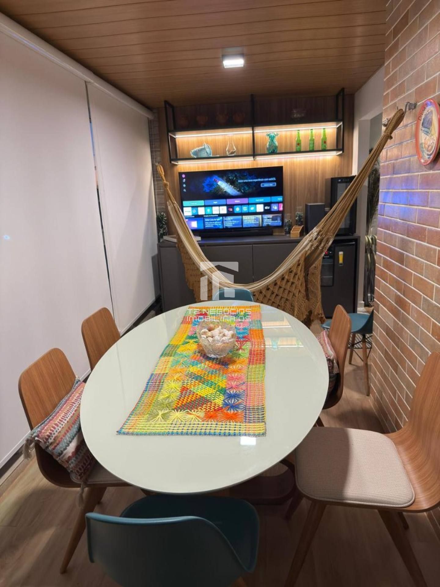 Apartamento Para Vender QUARTO E SALA NO FRANÇES.- MARECHAL DEODORO - 100% MOBILIADO