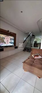 Casa de Condomínio Para Vender com 4 quartos 3 suítes no bairro SANTOS DUMONT em Maceió