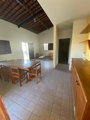 Casa Para Vender com 3 quartos 1 suíte. Barra De São Miguel