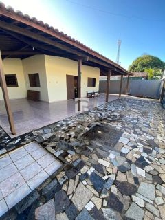 Casa Para Vender com 3 quartos 1 suíte. Barra De São Miguel