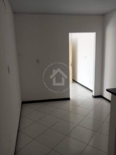 Galpão/ Casa/ Garagem