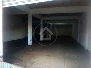 Galpão/ Casa/ Garagem
