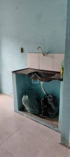 CASA NO MARCOS FREIRE III COM PONTO COMERCIAL