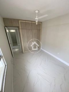 Apartamento à venda com 4 quartos no Condomínio Mansão Plaza Athenee