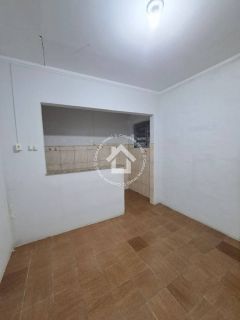 Casa com 14 Kitnets no Siqueira Campos