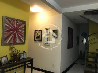 Sobrado (casa com 2 pavimentos) no Jabotiana