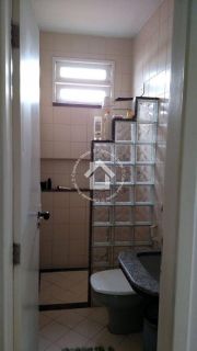 Sobrado (casa com 2 pavimentos) no Jabotiana