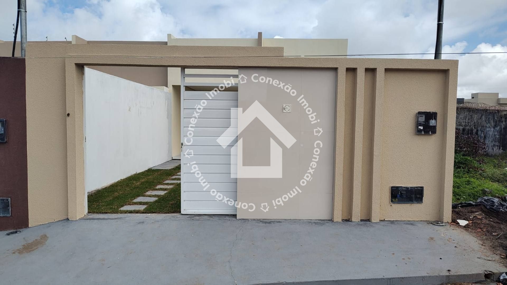 Vende-se casa na Barra dos Coqueiros