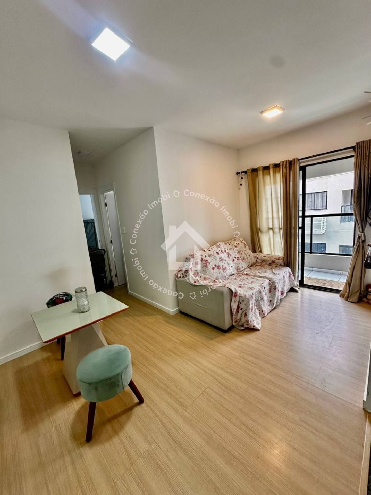 Apartamento à venda no CONDOMÍNIO VISTA ARUANA | 2 Quartos, 1 Suíte