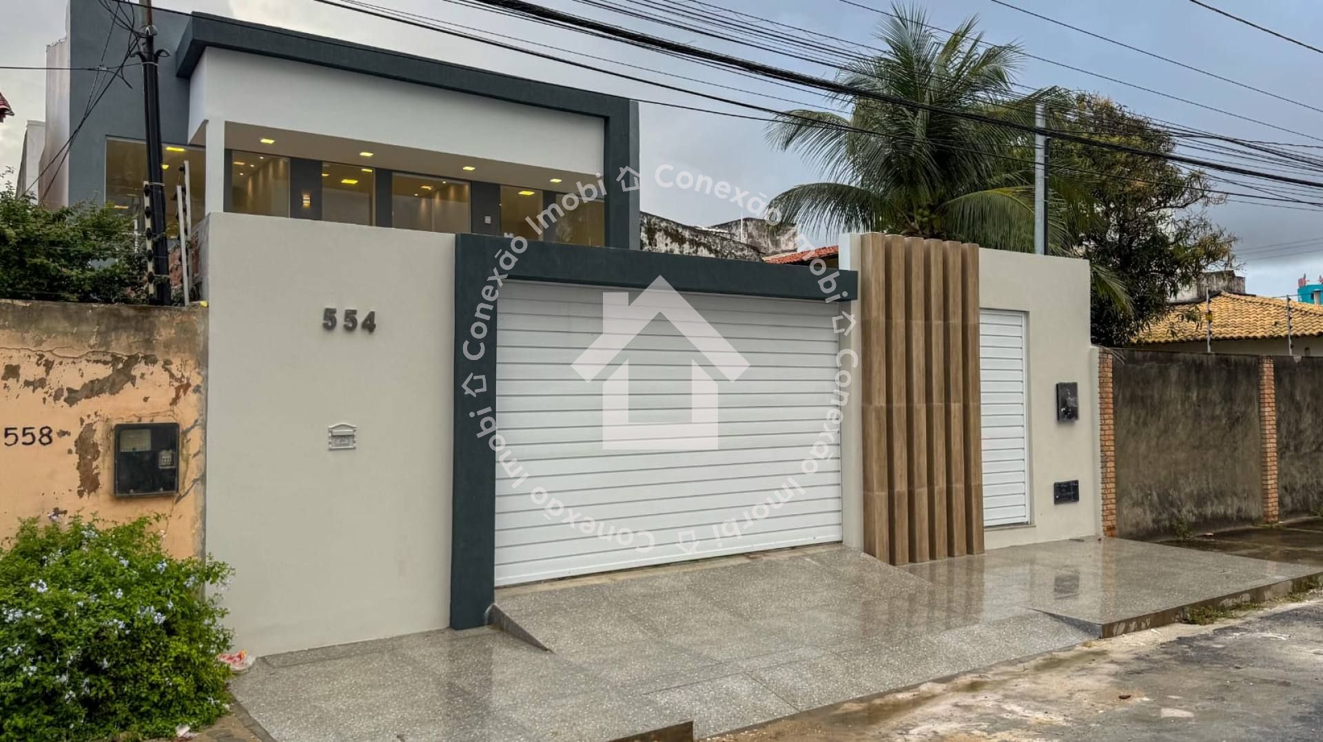 Casa Alto Padrão no Atalaia – Conforto, Lazer e Excelente Localização