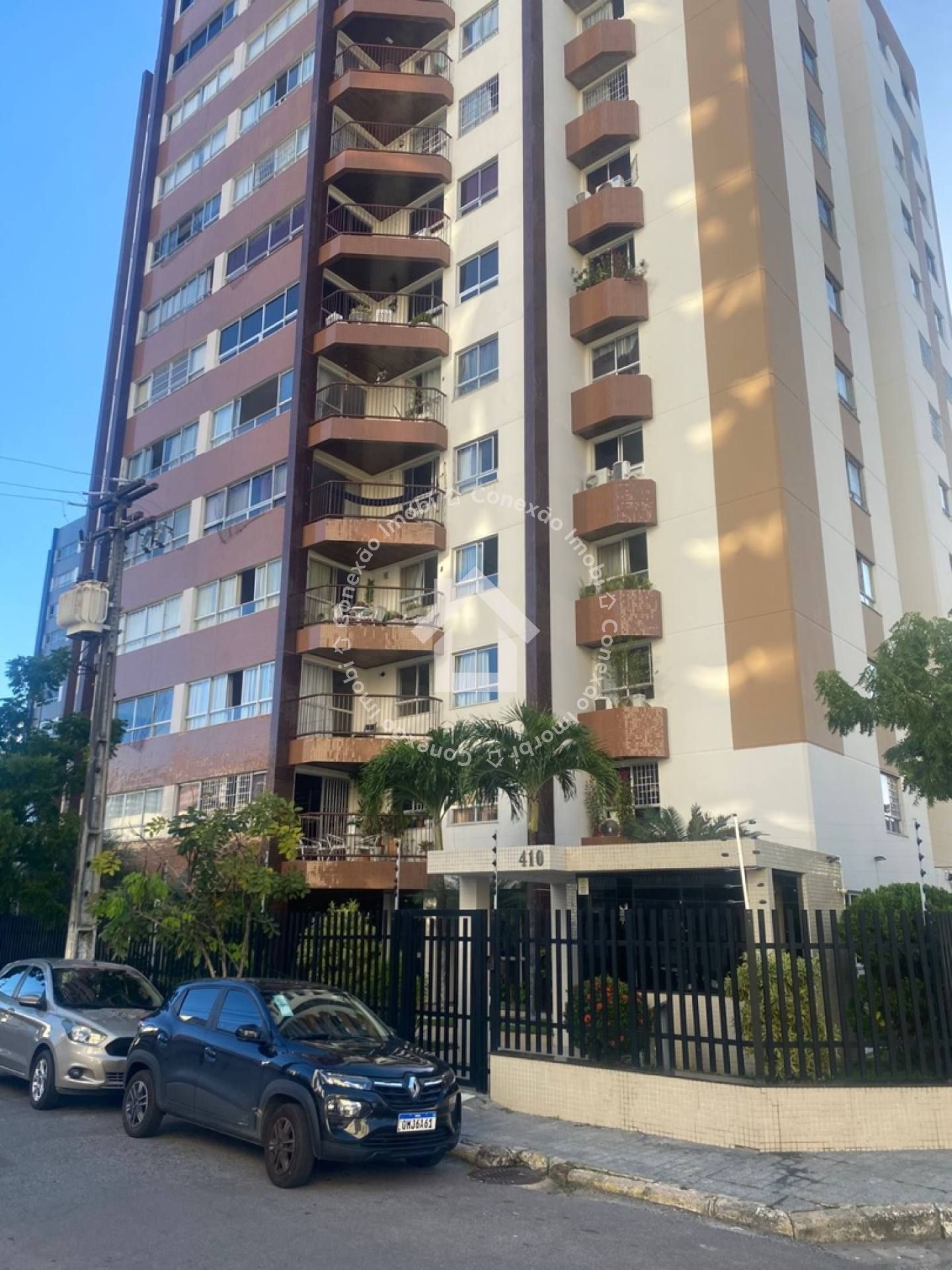 Apartamento à venda no CONDOMÍNIO MANSÃO PLAZA ATHENEE - Bairro 13 de Julho | 4 Quartos, sendo 1 Suíte