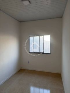 Casa à venda -  Bairro Lamarão | 2 quartos, toda reformada e próxima à pista nova