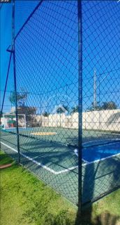 Casa à venda com 3 quartos sendo 1 suíte no condomínio fechado via mares bairro Aeroporto (Nova Aruana)