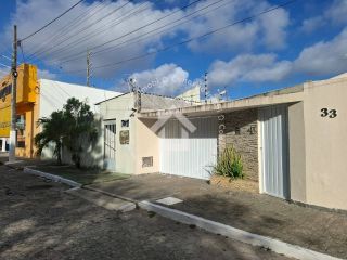 Casa à venda na Aruana | 3 Quartos, 1 Suite